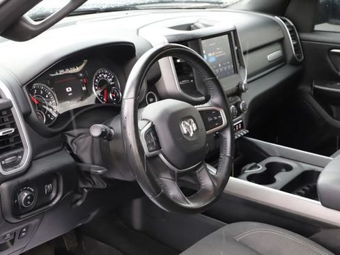 Used 2022 RAM 1500 Big Horn AWD/4WD image 9