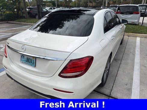 Used 2019 Mercedes-Benz E 300 image 6