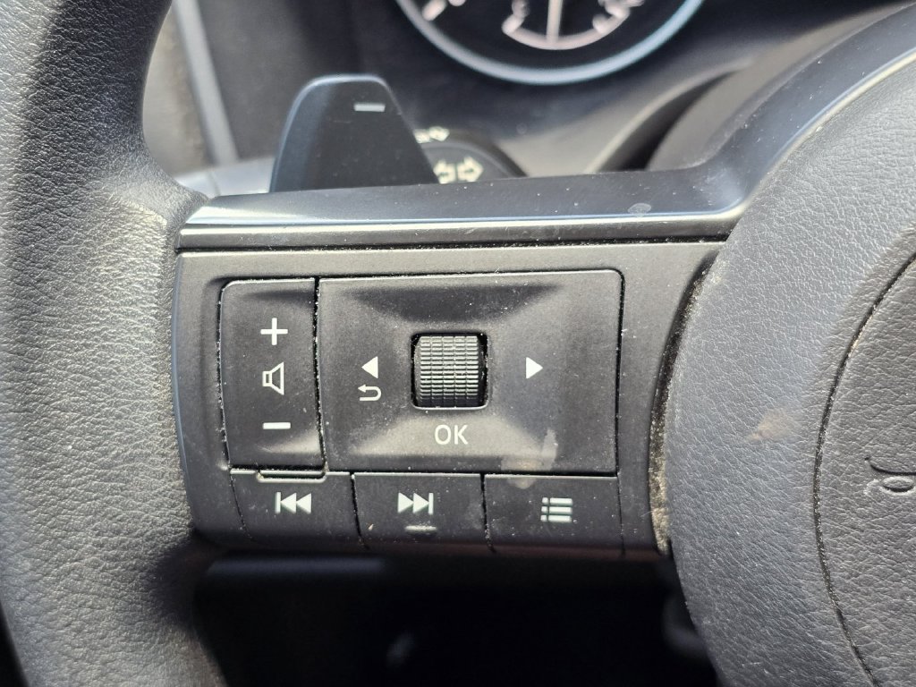 Used 2021 Nissan Rogue S FWD image 24