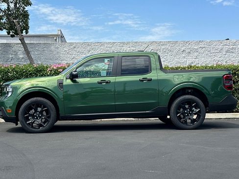 New 2025 Ford Maverick XLT w/ XLT Luxury Package image 7