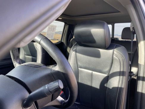 Used 2020 Ford F150 Lariat w/ Equipment Group 502A Luxury image 15