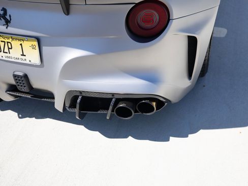 Used 2016 Ferrari F12 Berlinetta image 35