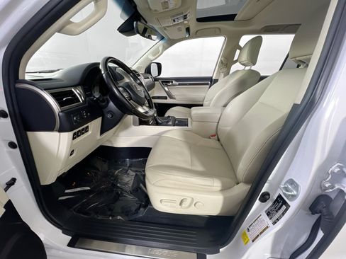 Used 2021 Lexus GX 460 Premium w/ Premium Package AWD/4WD image 21