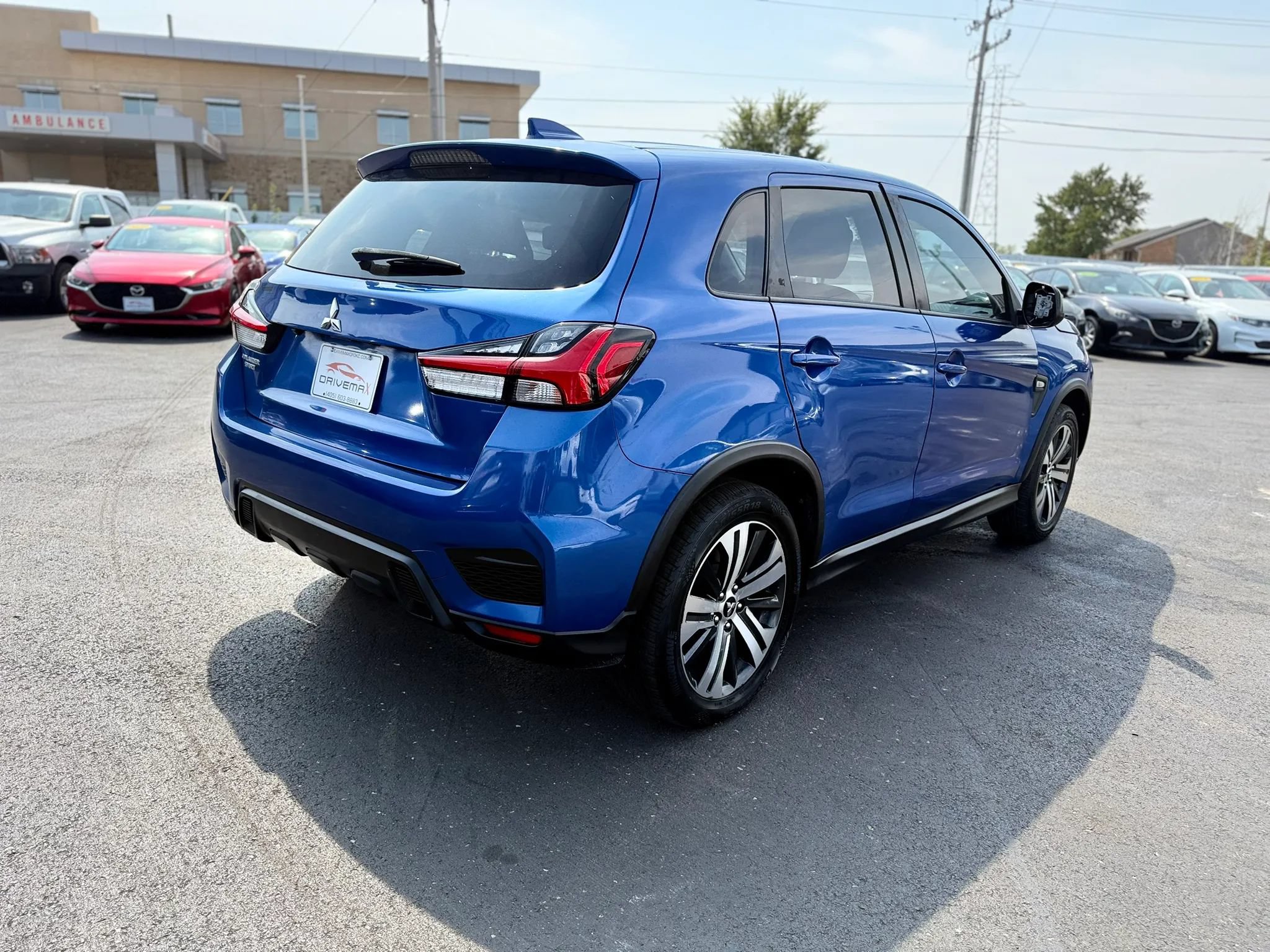 Used 2020 Mitsubishi Outlander Sport ES AWD/4WD image 3