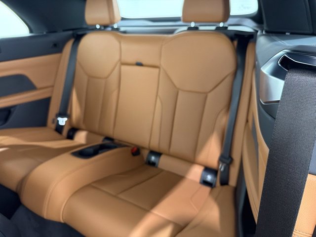 Used 2026 BMW M440i Convertible RWD image 18
