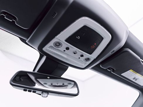 Used 2020 Rolls-Royce Dawn RWD image 82