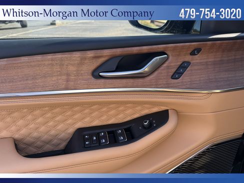 New 2025 Jeep Grand Cherokee L Summit image 9