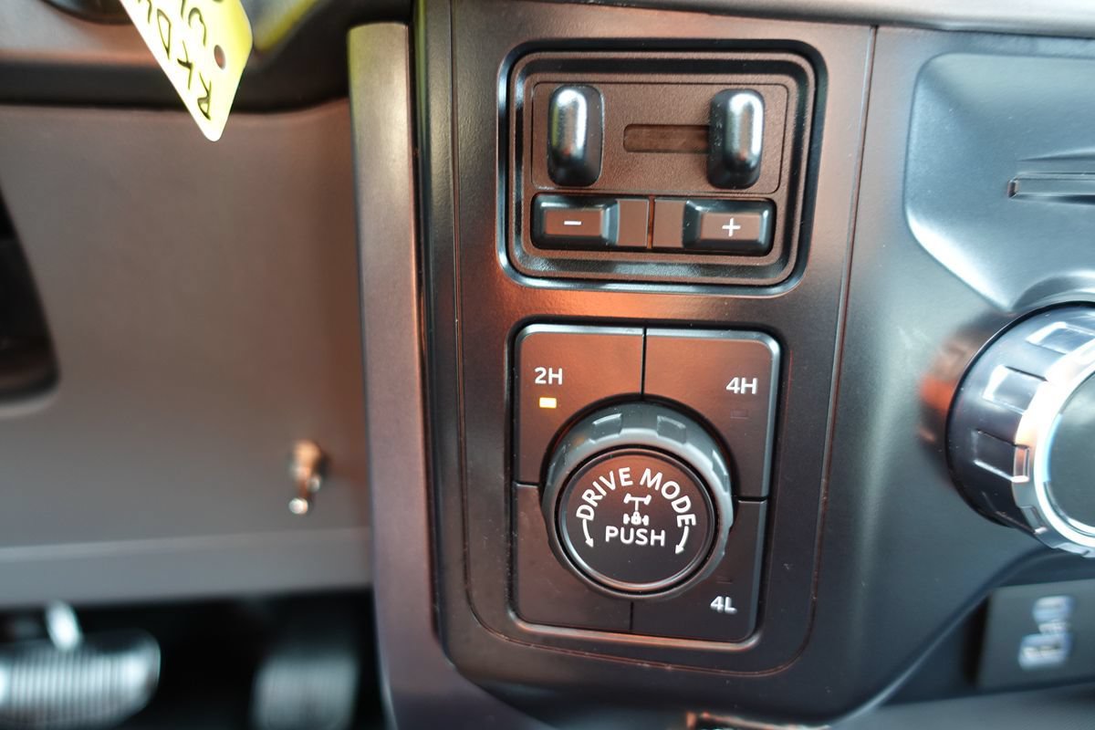 Used 2024 Ford F150 XLT w/ FX4 Off-Road Package AWD/4WD image 55