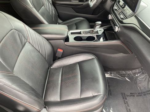 Used 2023 Nissan Altima 2.5 SR w/ SR Premium Package FWD image 16