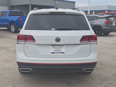 Used 2023 Volkswagen Atlas SE FWD image 4