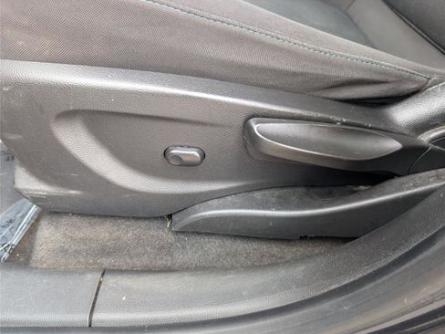 Used 2016 Chevrolet Trax LT image 13