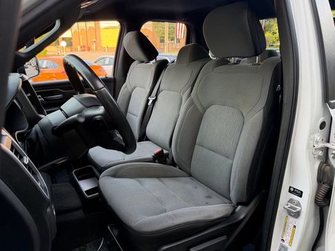 Used 2022 RAM 1500 Big Horn RWD image 25