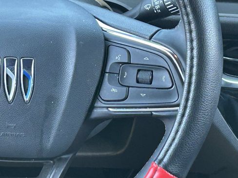 Used 2026 Buick Envista Sport Touring FWD image 22