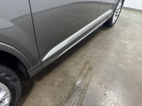 Used 2025 Audi Q7 3.0T Premium Plus image 11