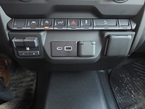 Used 2025 Chevrolet Silverado 1500 Custom Trail Boss image 25