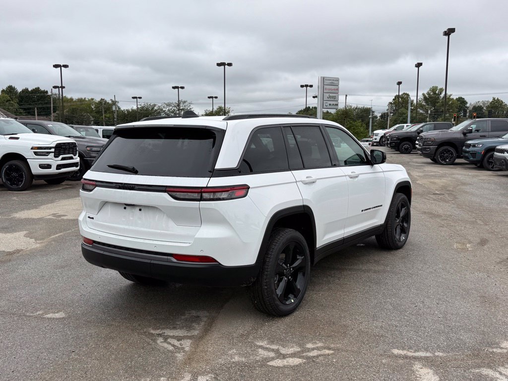 New 2027 Jeep Grand Cherokee Limited AWD/4WD image 6