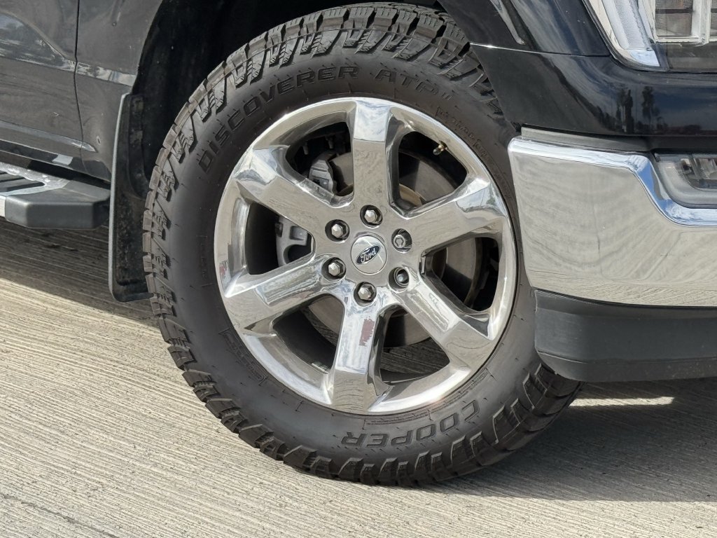 Used 2022 Ford F150 Lariat AWD/4WD image 10