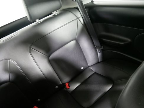 Used 2010 Volkswagen Beetle Coupe image 14