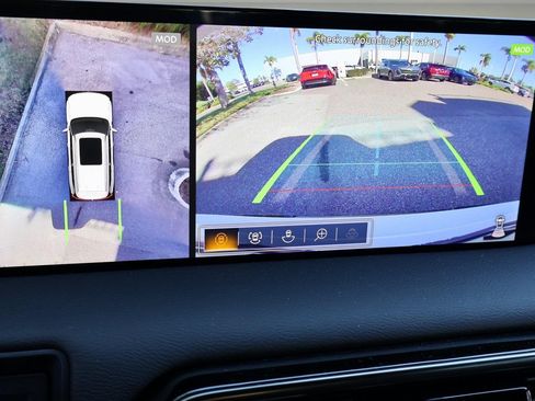 Used 2025 Nissan Armada PRO-4X w/ Pro-4X Premium Package image 28