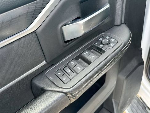Used 2025 RAM 2500 Big Horn AWD/4WD image 25