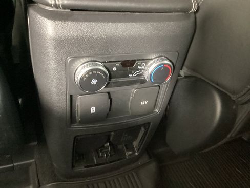 Used 2023 Ford Explorer XLT w/ Equipment Group 202A AWD/4WD image 20