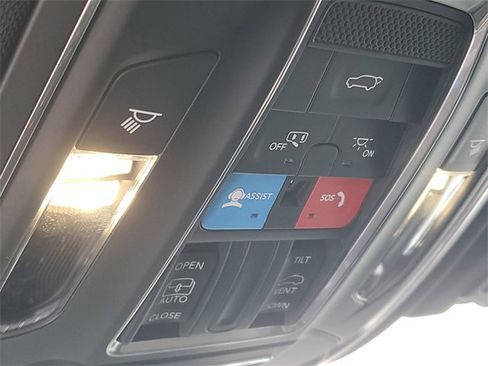 New 2025 Jeep Grand Cherokee L Altitude image 31