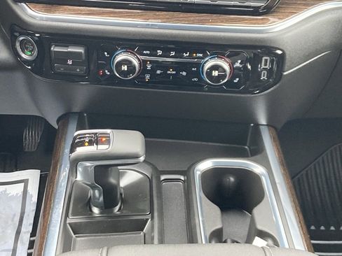 Used 2023 GMC Sierra 1500 Elevation w/ X31 Off-Road Package image 17