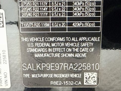 Used 2024 Land Rover Range Rover SE AWD/4WD image 28