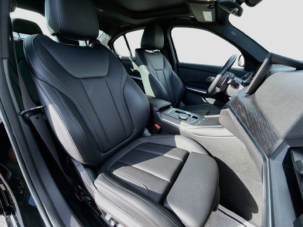 Used 2023 BMW 330i Sedan RWD image 14