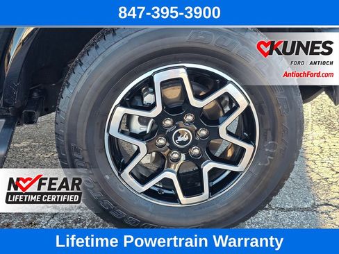 Used 2025 Ford Bronco Outer Banks image 9