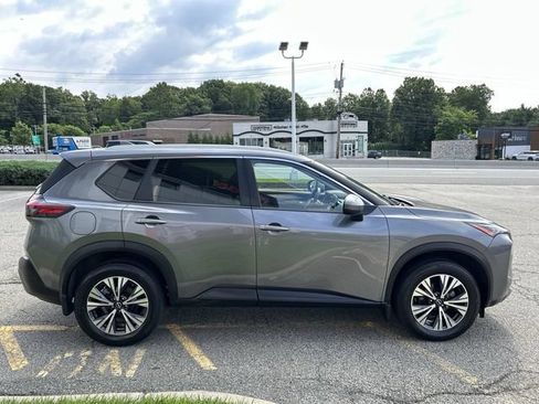 Certified 2023 Nissan Rogue SV w/ SV Premium B Package AWD/4WD image 9