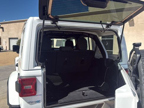 Certified 2024 Jeep Wrangler Unlimited Sahara AWD/4WD image 17