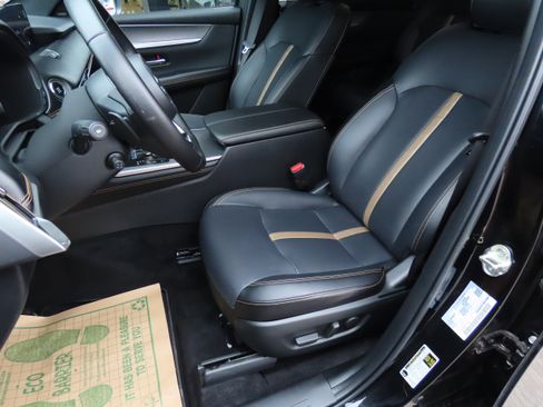 Used 2025 MAZDA CX-70 3.3 Turbo S w/ Premium Package image 41