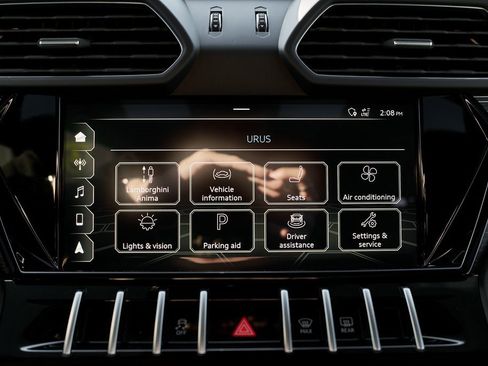 Used 2021 Lamborghini Urus image 72