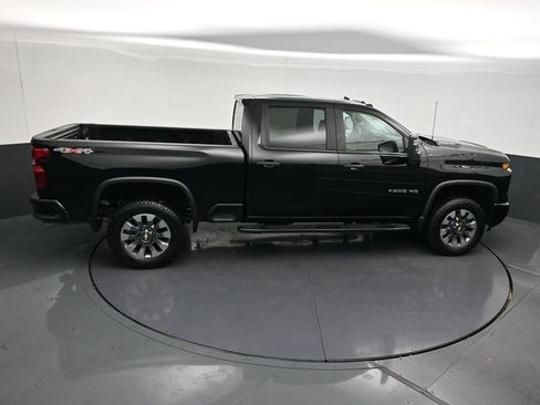 Used 2025 Chevrolet Silverado 2500 Custom w/ Custom Value Package AWD/4WD image 21