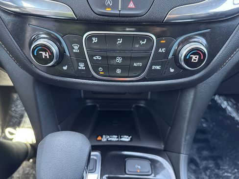 Certified 2023 Chevrolet Equinox Premier AWD/4WD image 18