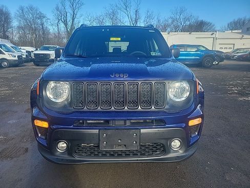 Used 2021 Jeep Renegade Latitude image 2