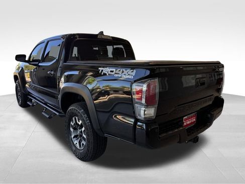 Used 2023 Toyota Tacoma TRD Off-Road w/ TRD Premium Off Road Package AWD/4WD image 4