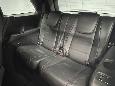 Used 2023 Mercedes-Benz GLS 450 4MATIC image 19