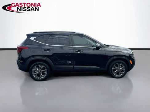 Used 2024 Kia Seltos S FWD image 10