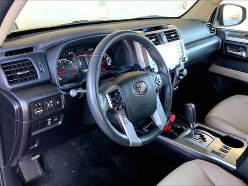 Used 2022 Toyota 4Runner SR5 Premium w/ Moonroof Package image 33