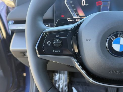 Used 2025 BMW 530i image 24