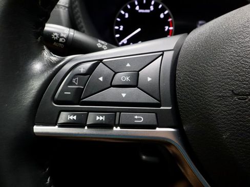 Certified 2023 Nissan Sentra SV w/ Trunk Package FWD image 25
