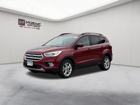 Used 2018 Ford Escape SEL AWD/4WD image 4