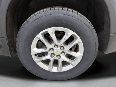 Used 2018 Chevrolet Traverse LS FWD image 7