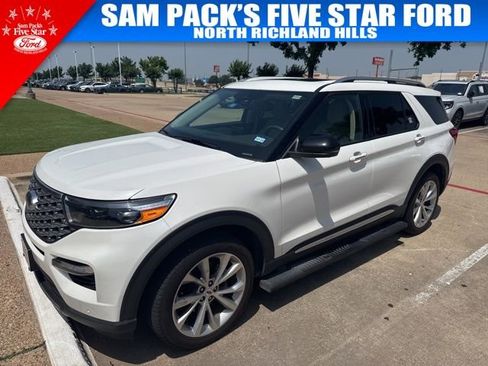 Certified 2023 Ford Explorer Platinum w/ Technology Package AWD/4WD image 1
