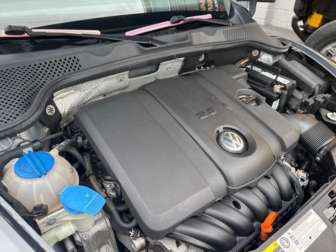 Used 2013 Volkswagen Beetle 2.5 FWD image 11