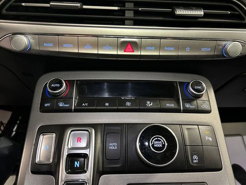 Used 2020 Hyundai Palisade SEL w/ Premium Package FWD image 17