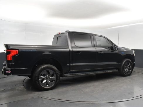 Used 2024 Ford F150 Lightning Lariat image 7