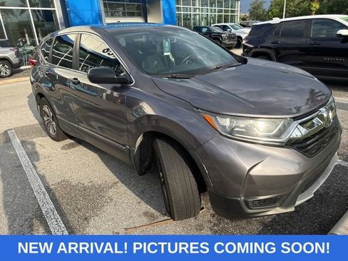 Used 2018 Honda CR-V LX image 3